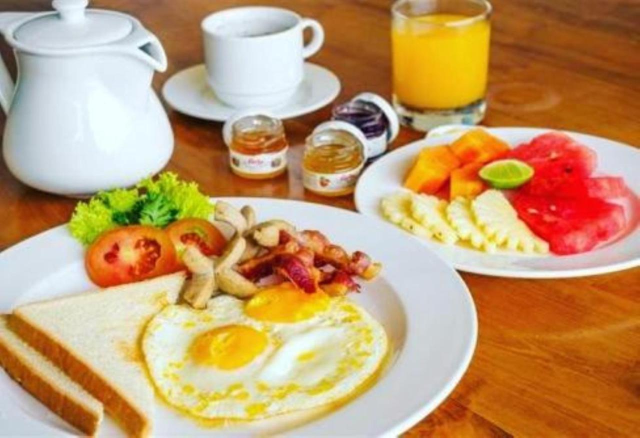 Valomia Guest House Denpasar Zewnętrze zdjęcie